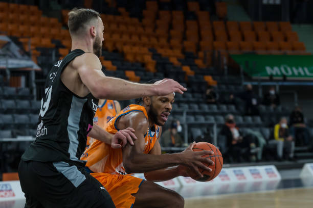 打破鲁尼纪 打破鲁尼纪