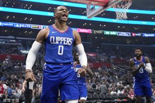 赛中走得更 赛中走得更